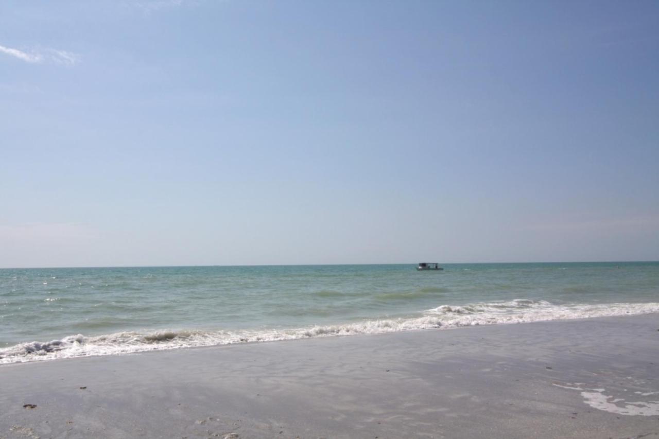 100 - Las Brisas St. Pete Beach Kültér fotó