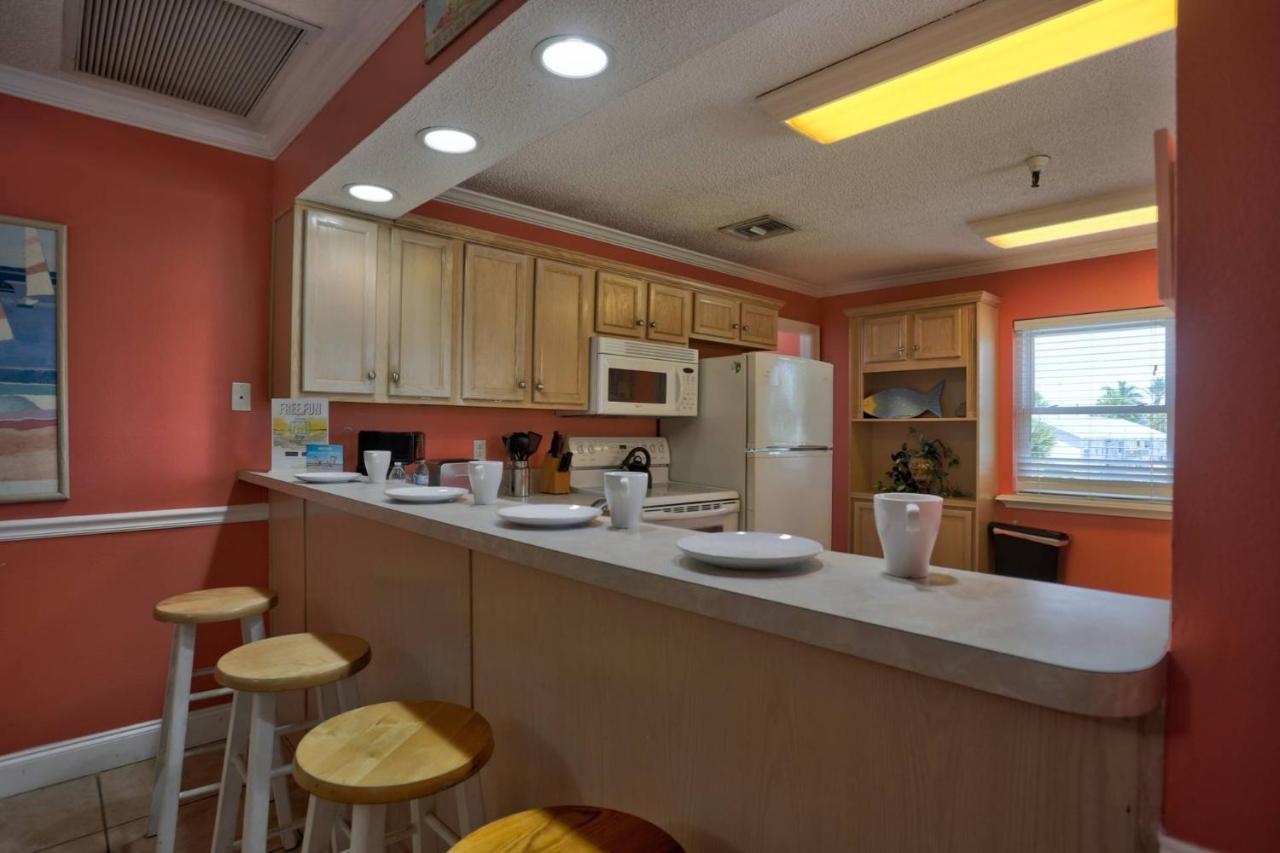 100 - Las Brisas St. Pete Beach Kültér fotó