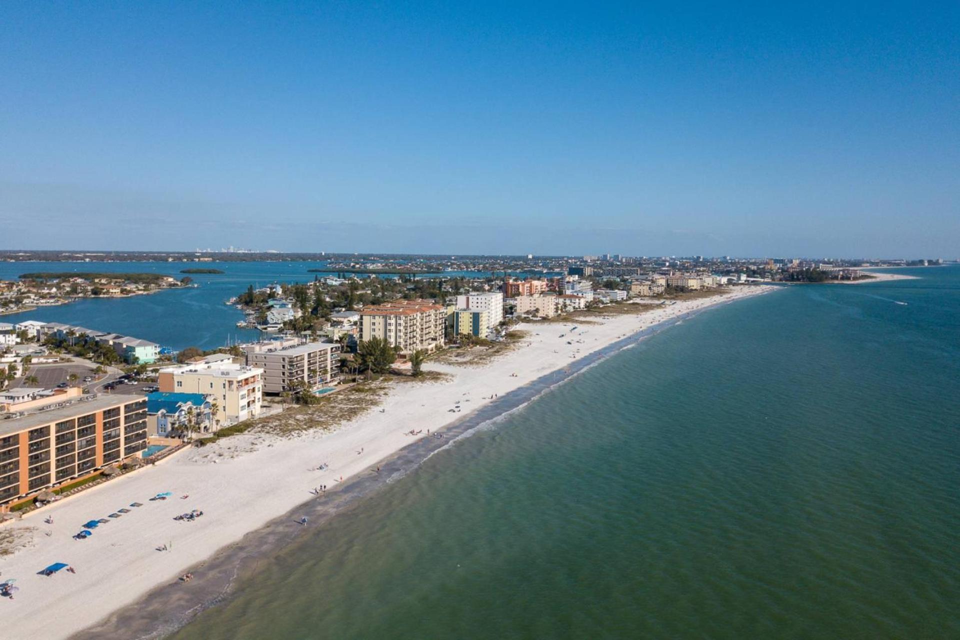100 - Las Brisas St. Pete Beach Kültér fotó